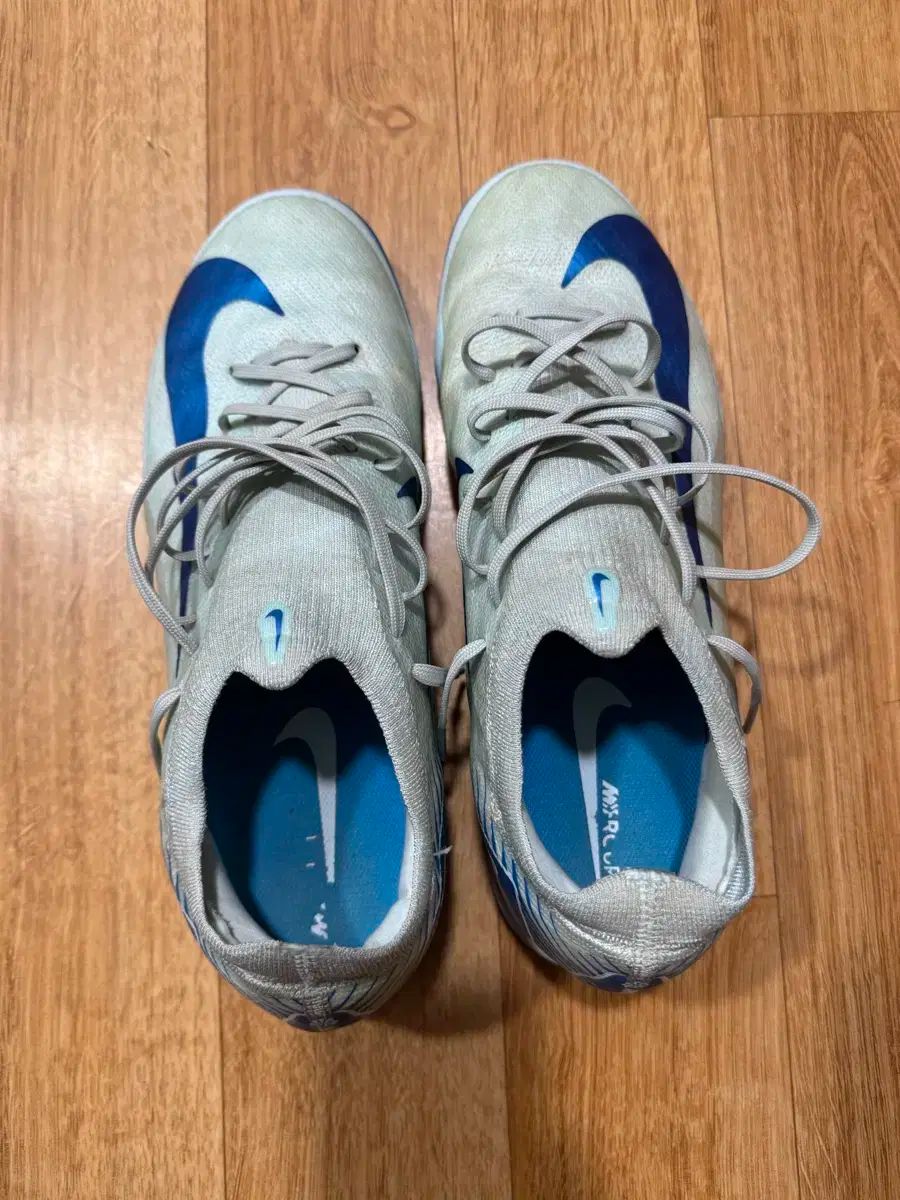 ナイキ マーキュリアル サッカーシューズ 275cm