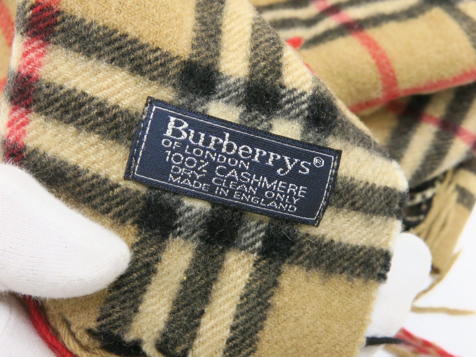 バーバリー　カシミヤ　マフラー　ベージュ系　Burberrys　18693405 バーバリー カシミヤ マフラー ベージュ系 Burberrys 18693405