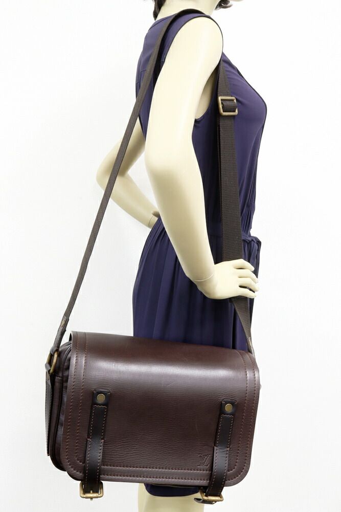 極美品 ルイヴィトン ユタ リポーター カフェ メッセンジャー ショルダーバッグ ルイヴィトン ショルダーバッグ ユタ カフェ リポーター M92072 極美品