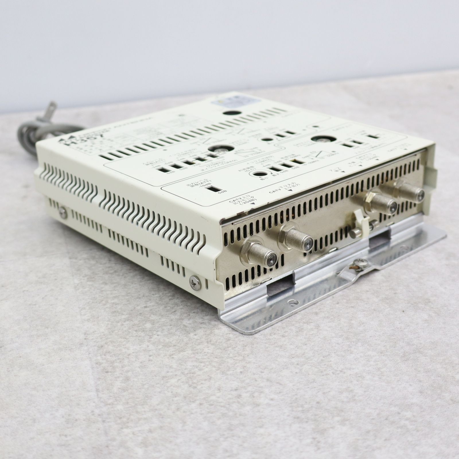 S357SB CATVブースター S357SB CATVブースター Amazon.co.jp: 日本アンテナ CS・BS/CATV