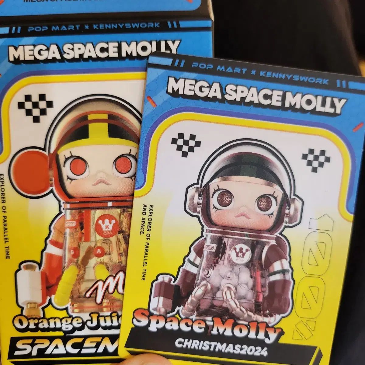 ポップマート フィギュア モリー MOLLY × PatrickStar アクションフィギュア - POP MART JAPAN