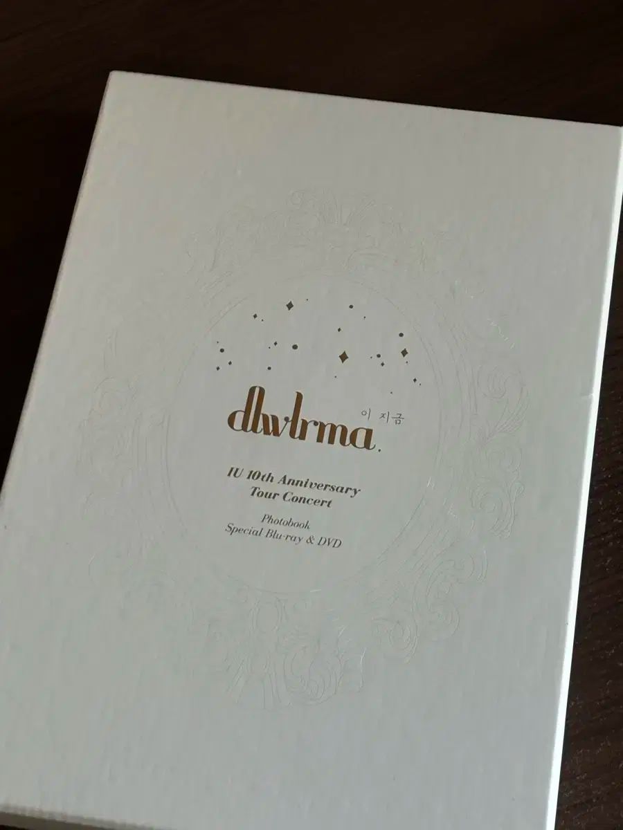 IU 10周年 コンサート ブルーレイ Blu-ray DVD アイユ新品未開封