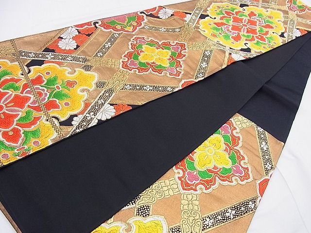 平和屋着物□六通柄袋帯 唐織 吉祥花菱文 黒地 金糸 逸品 n-cw0543  