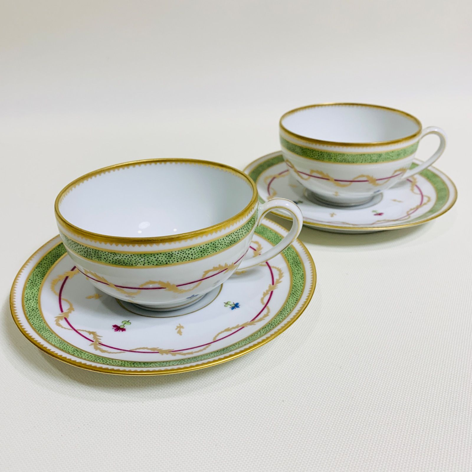 箱なし超美品】アビランド ヴューパリヴェール ティーカップ&ソーサー 