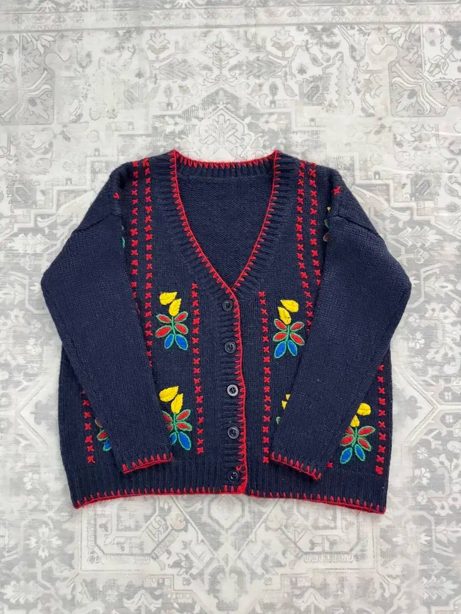 ヴィンテージ フラワー 刺繍 スティッチ ニット カーディガン