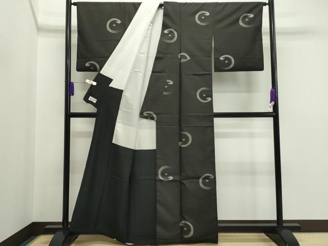 平和屋着物○本場大島紬 9マルキ 泥染め 吉祥文 やまと謹製 正絹 逸品