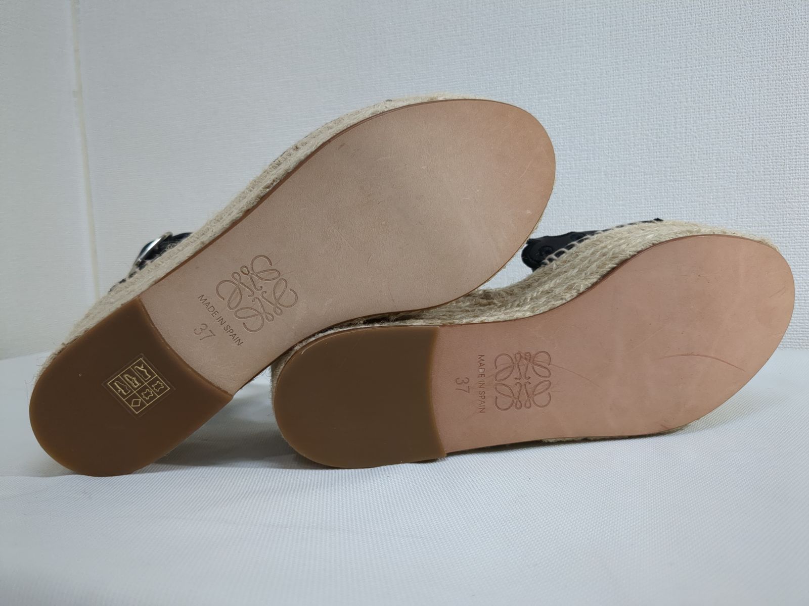 LOEWE ロエベ パンチングレザー エスパドリーユ 厚底サンダル - メルカリ 