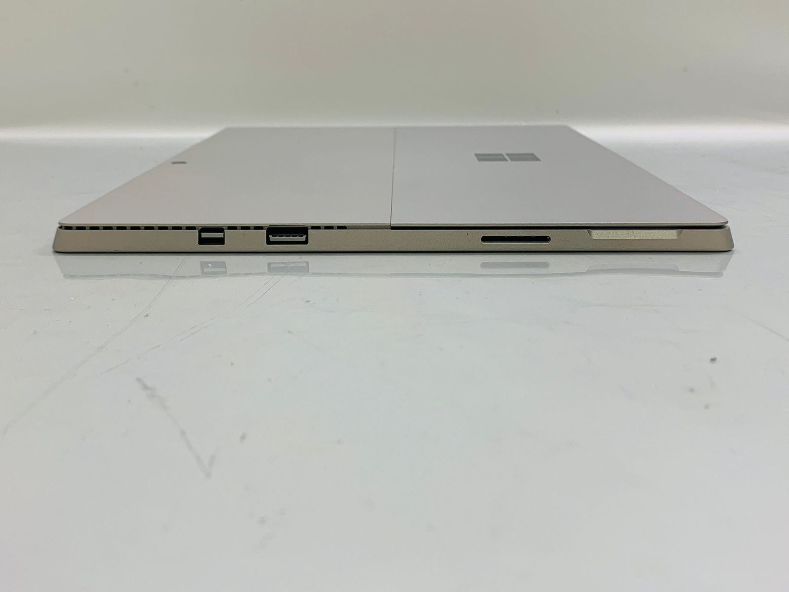 Microsoft Surface Pro 4/SSD128GB/12型