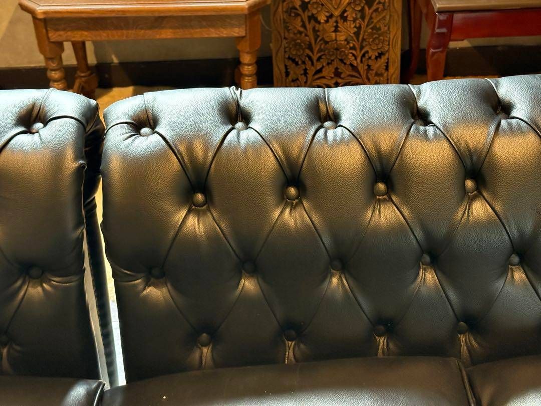 ① ヴィンセント　ボタンダウン　ソファ　アンティーク　レザー　ブラック IZZ ① ヴィンセント ボタンダウン ソファ アンティーク レザー