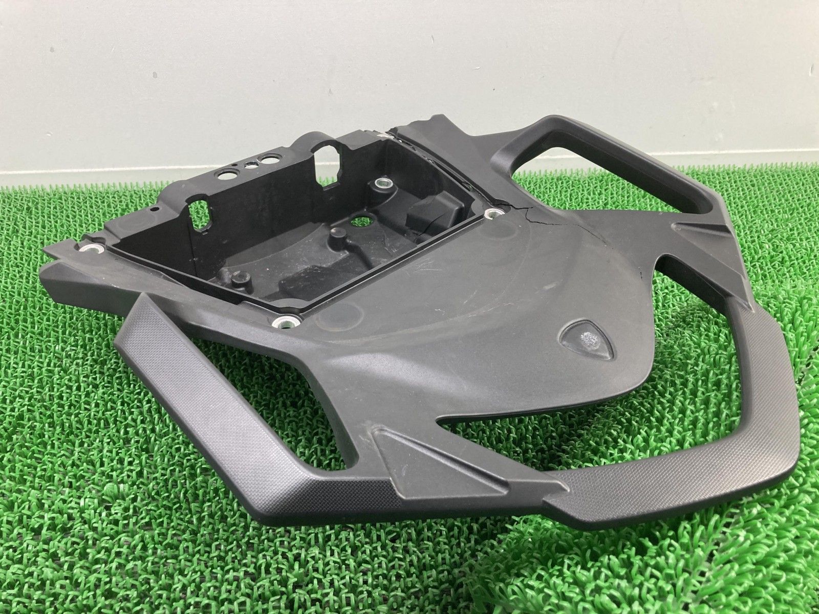 ムルティストラーダV2 テールカウル ドゥカティ 純正 タンデムシートカウル グラブバー MultistradaV2 修復素材に 【】 38