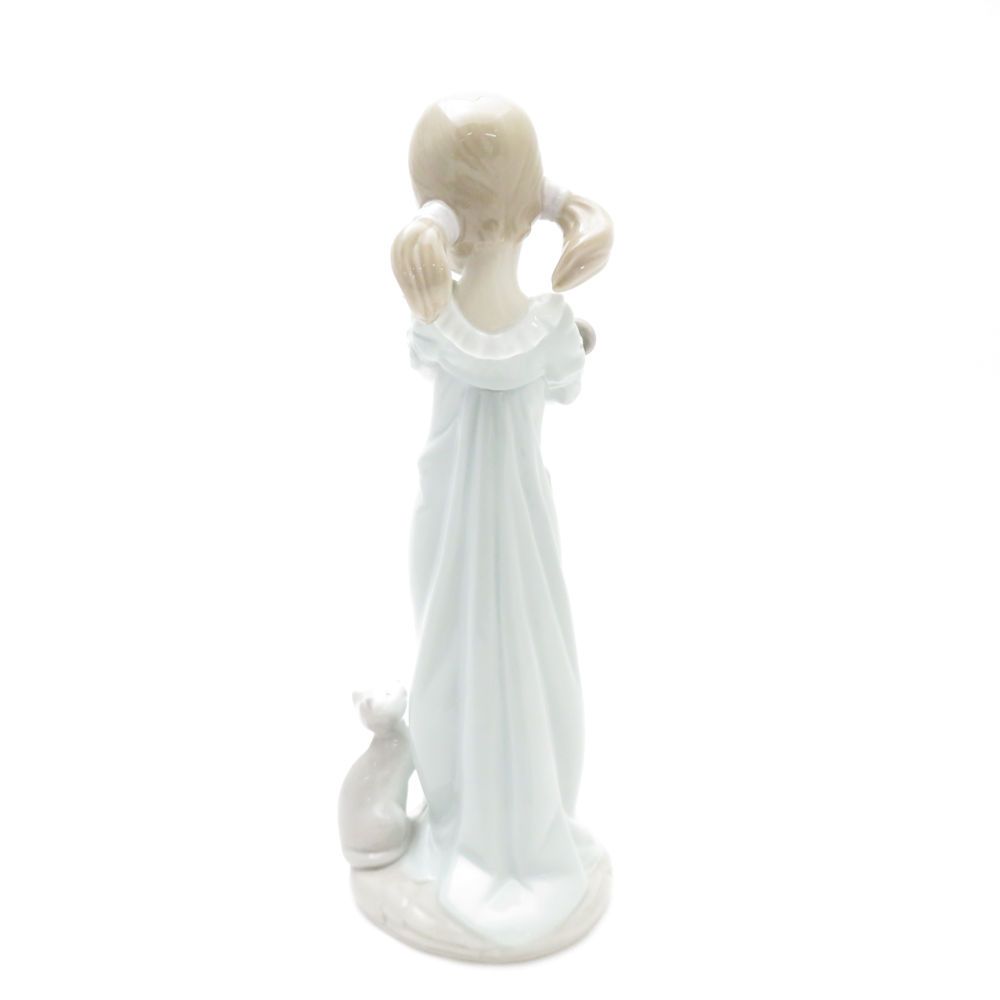 LLADRO リヤドロ 5743 私のことも忘れないで フィギュリン 女の子 猫