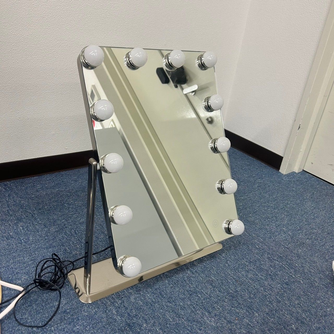 コイズミ ハリウッドミラー 入手困難品