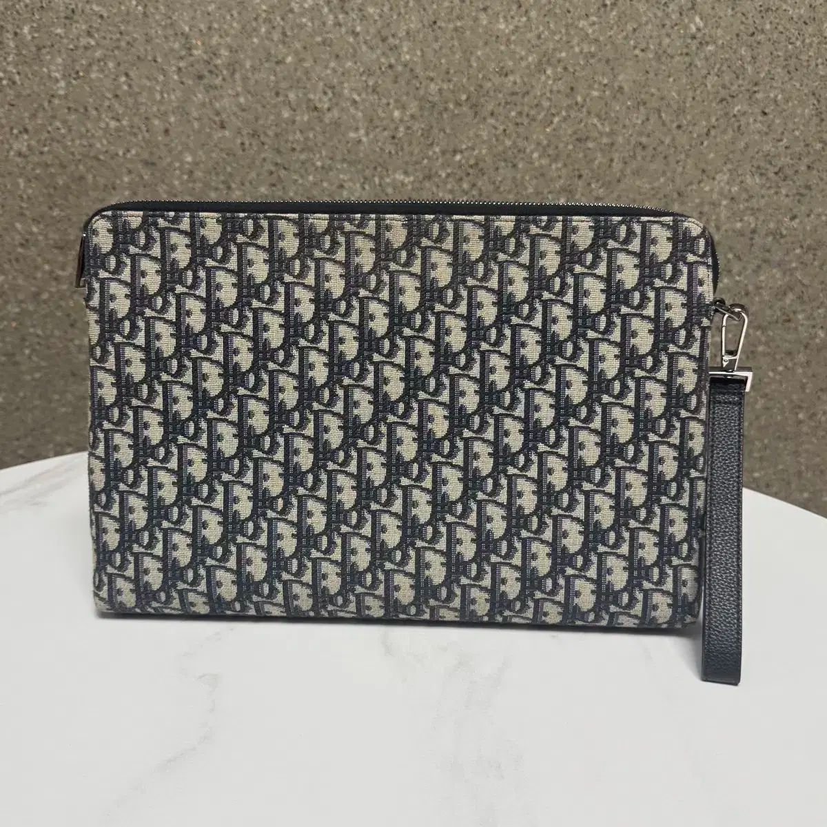 充実の品揃え！ Dior ディオール オブリーク A4 iPad クラッチ ベージュ ブラック