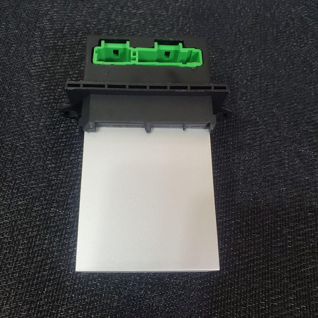 ヒーターレジスター HR-N キューブ Z11 GZ11 マーチ K12 パワー