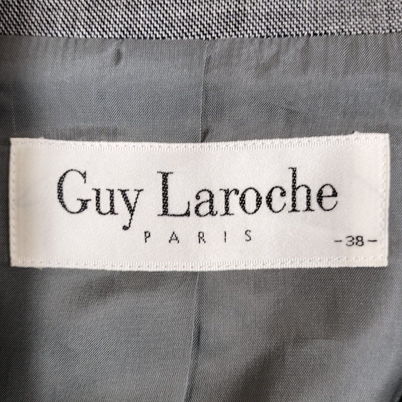 新品未使用 タグ付き Guy Laroche ギラロッシュ セットアップ スーツ