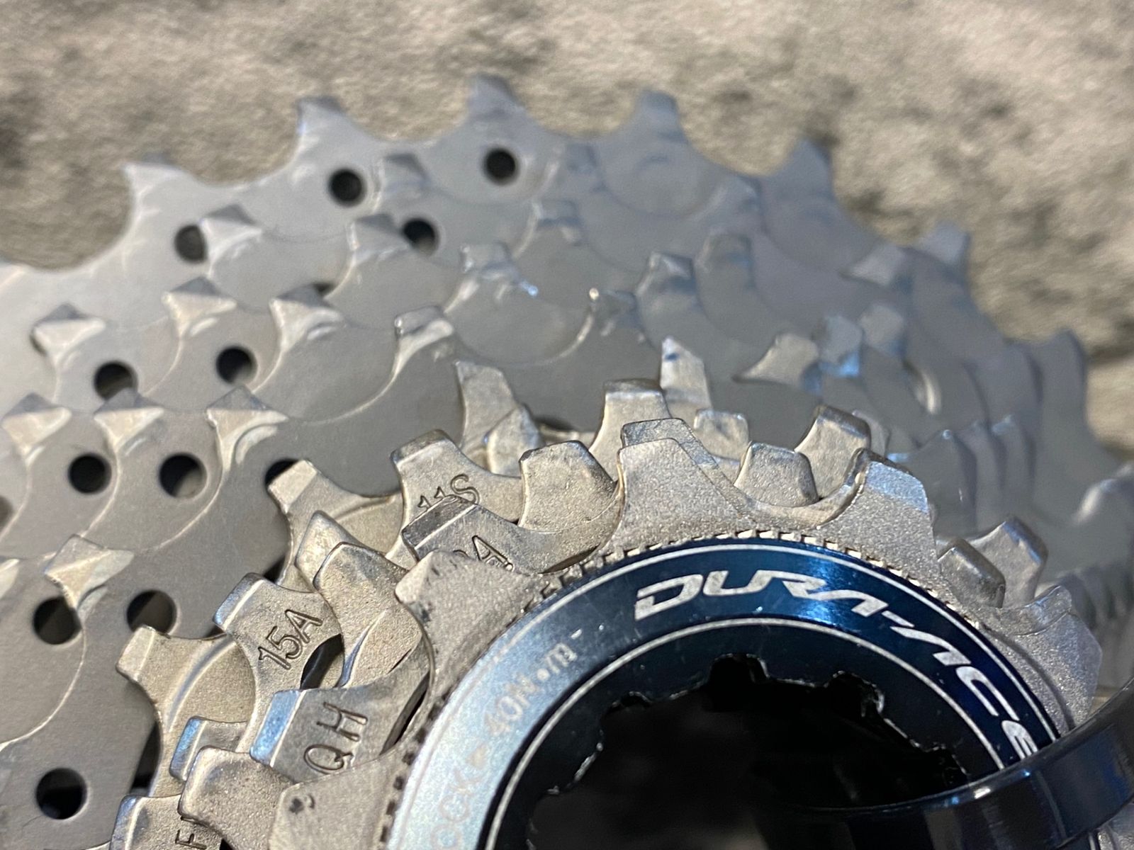 JB793 シマノ SHIMANO デュラエース DURA-ACE CS-R9100