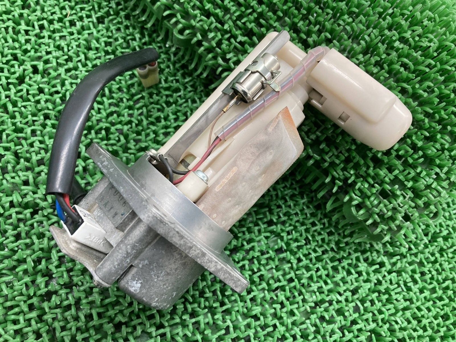 NINJA250R フューエルポンプ カワサキ 純正 EX250K ニンジャ250K フューエルセンサー 燃料ポンプ 機能的問題なし 品 Kd