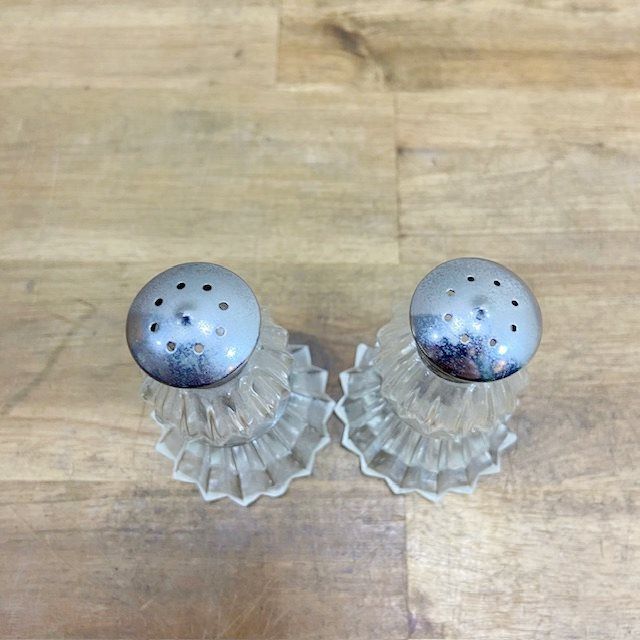 B354s 橋形塩入 ソルトシェイカーSTERLING 調味料 アメリカ ヴィンテージ ソルト＆ペッパー シェイカー キッチン雑貨
