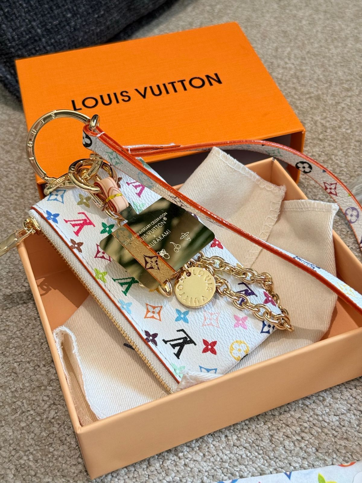 今日特価】LV Monogram レインボー コーティング キーホルダー