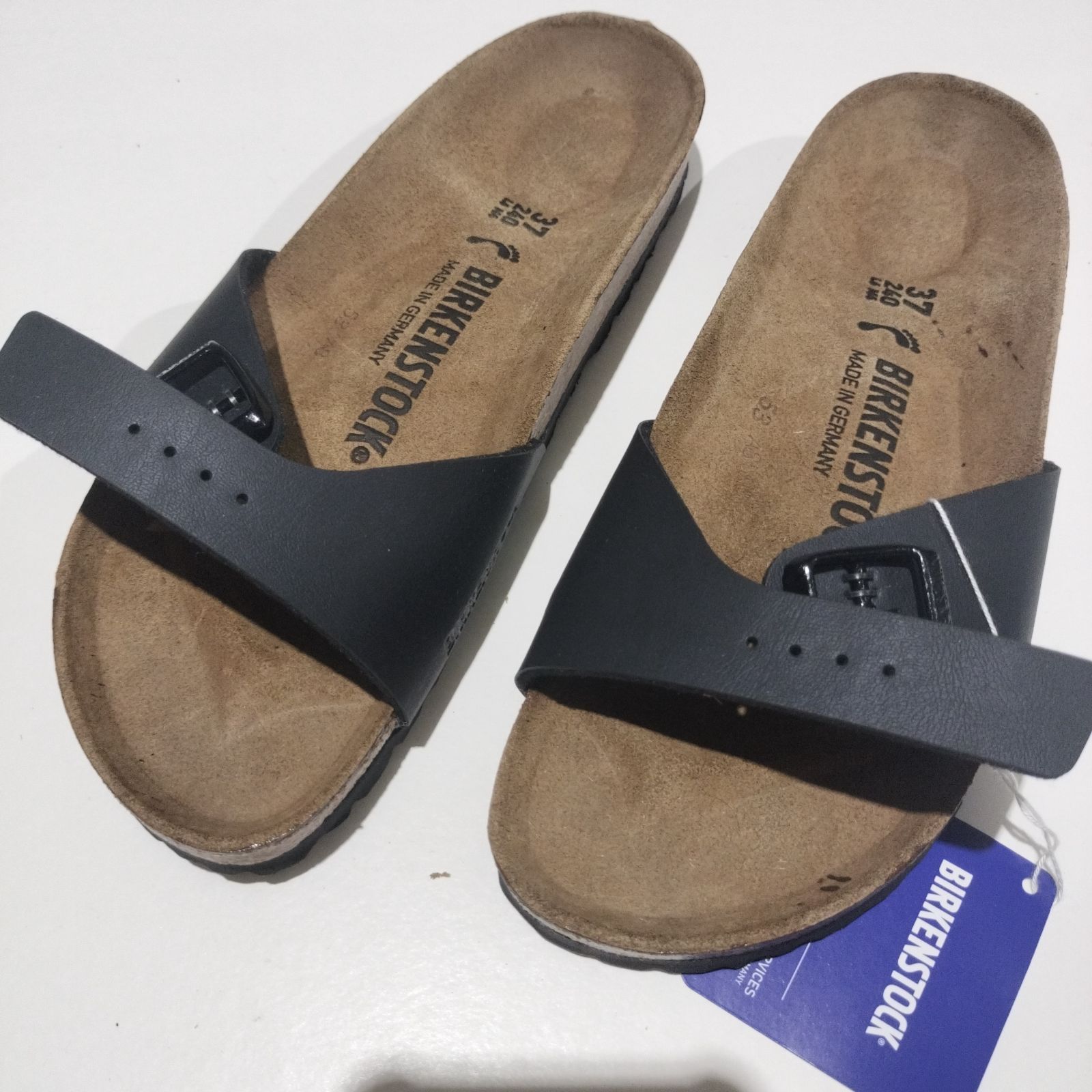 週末セール★BIRKENSTOCK ブラック コンフォートサンダル 38 BIRKENSTOCK ブラック サンダル 38 - メルカリ