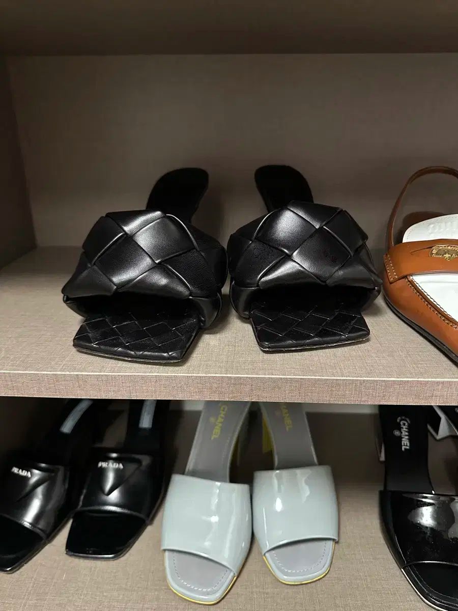 BOTTEGA VENETA ボッテガヴェネタ ラドー ミュール スリッパ 36 サイズ