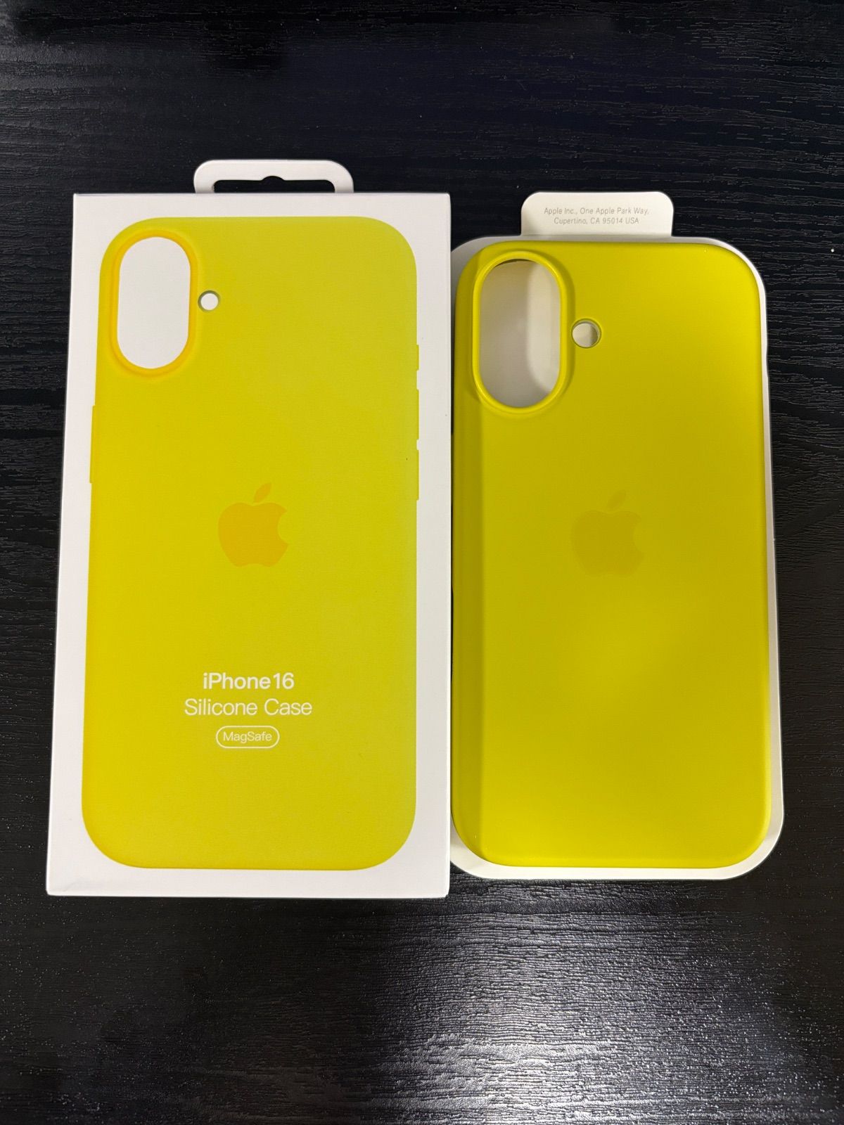 イエロー　Apple iPhone16用シリコンケース MagSafe 黄色