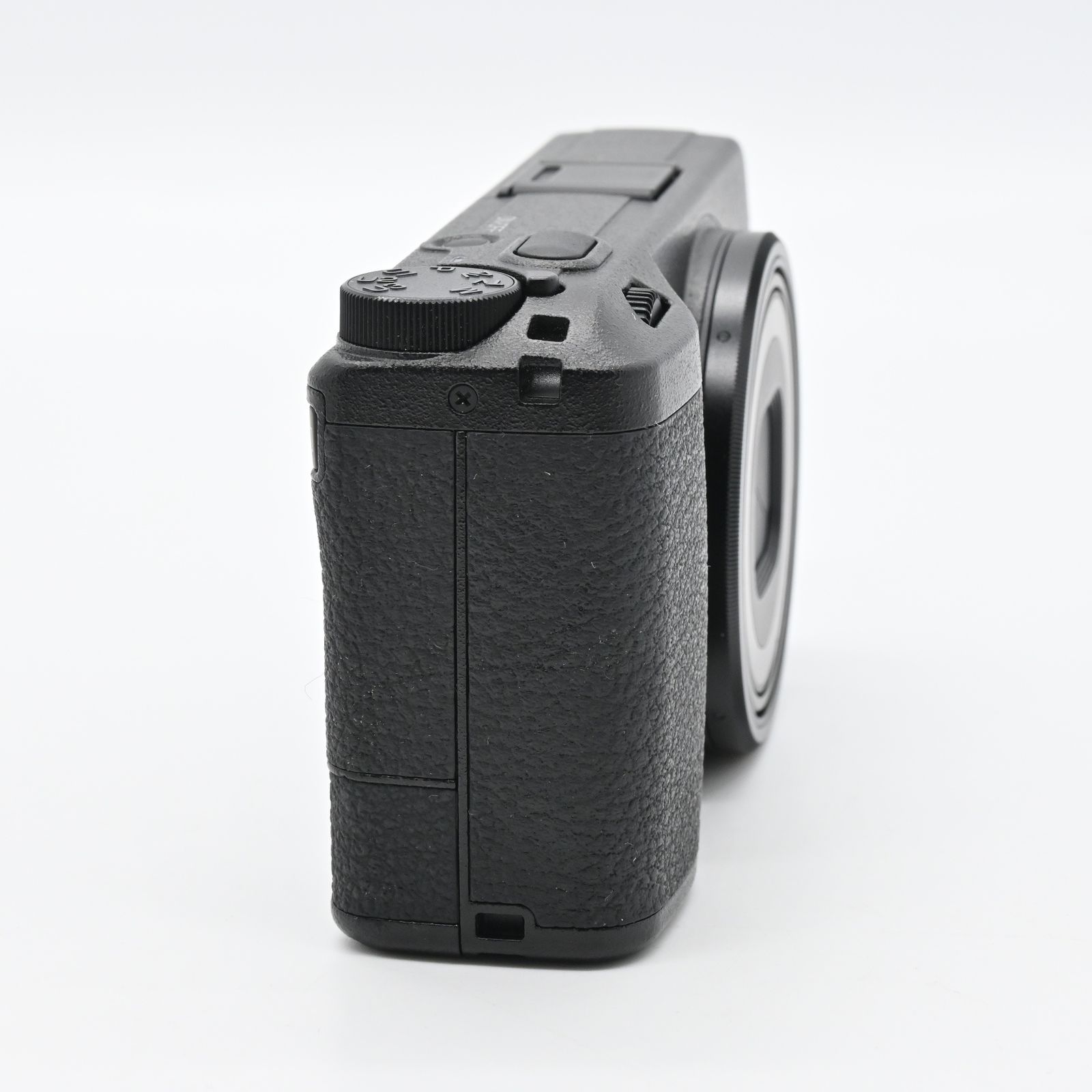 ☆極上品☆RICOH GR Ⅲ ショット数 979回 - メルカリ