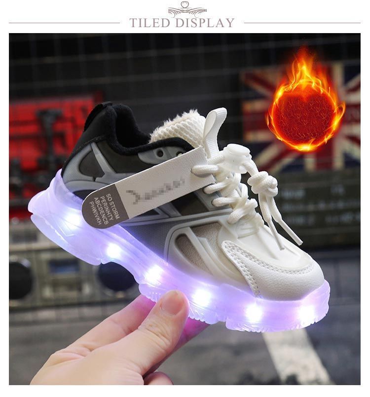 スニーカー 男の子 光る靴 キッズ 女の子 スリッポン おしゃれ Qoo10] 大人用 充電式 LED 履きやす USB 軽い靴 車輪付き 安い商品を通販
