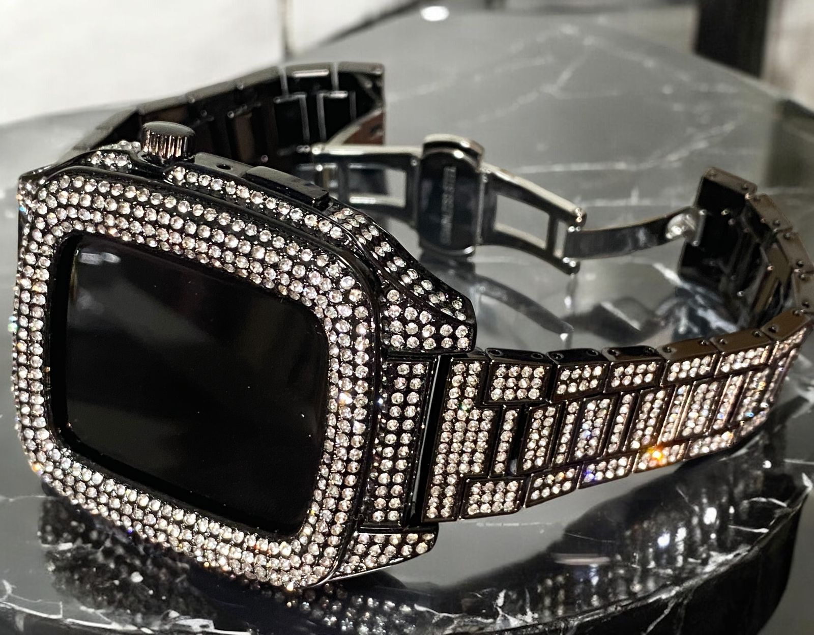 BIGフォルム アップルウォッチキラキラケースカバーApple Watch