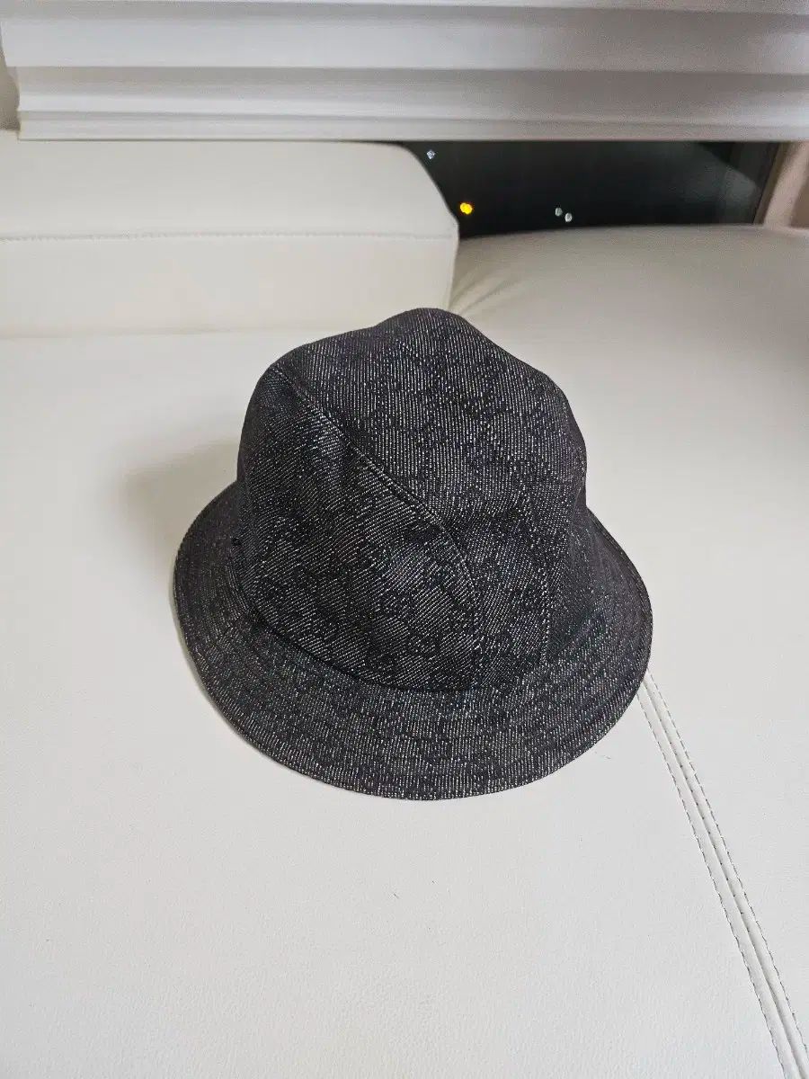 本物のグッチ バケットハット