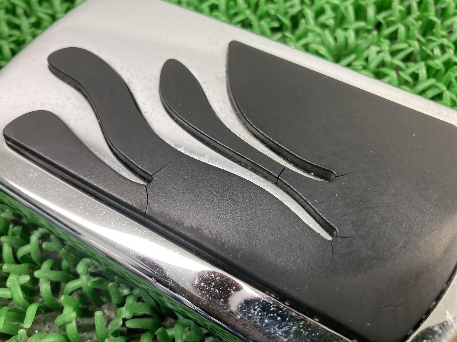 ハーレー ブレーキペダル パッド カバー ツーリング 80-2018 トライク FLTR FLHR FLHT ソフテイル 86～ ブレーキペダルパッド ハーレー 純正 中古 ソフテイル ダイナ