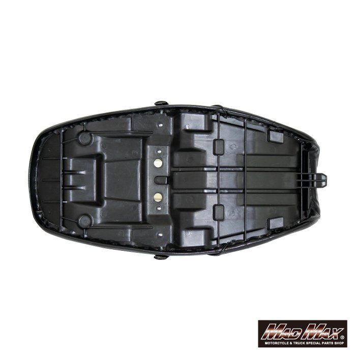 カワサキ ゼファーχ レザー タックロールシート ブラック - メルカリ