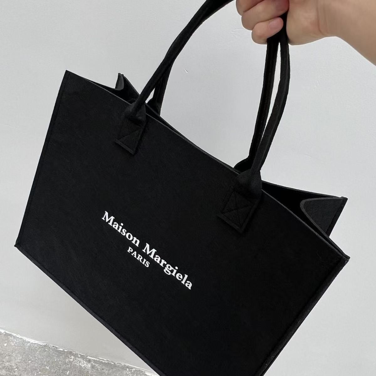 大人気 ブラック メゾンマルジェラMaison MargielaMM6 トート