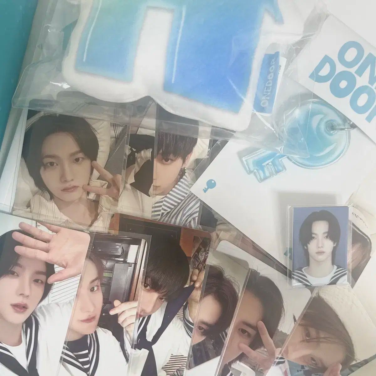 BOYNEXTDOOR ボイネク 1 つのドア メンバーシップキット 1 ギー 完備