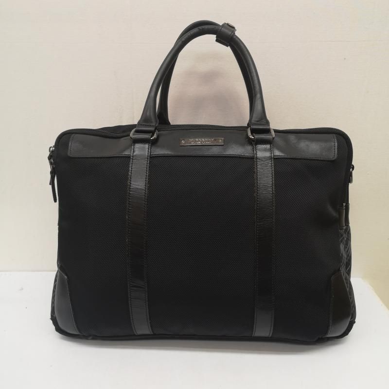 ✨BURBERRYバーバリー ビジネスバッグ ブリーフケース ノバチェック黒 極美品】 バーバリー ビジネスバッグ ノバチェック ロゴプレート
