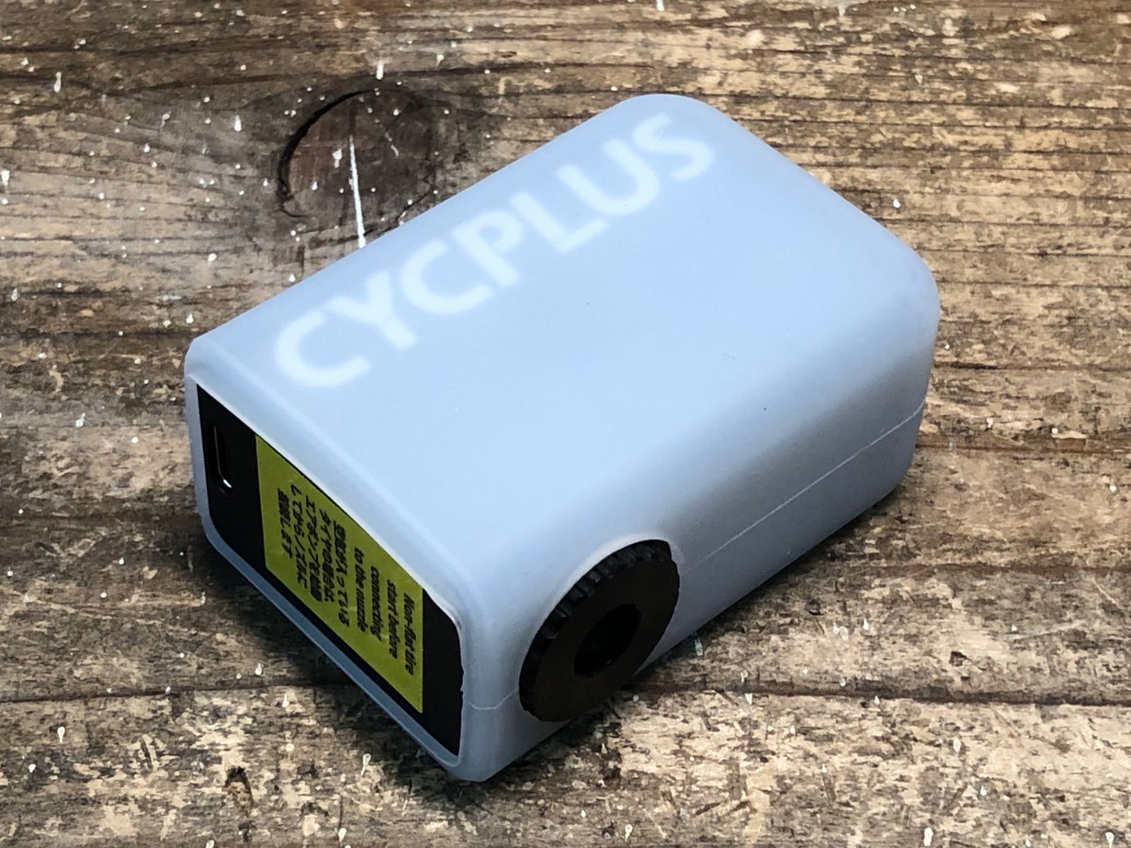 個々で売ります IS915 サイクプラス CYCPLUS CUBE AS2 電動 携帯 空気入れ 動作確認済