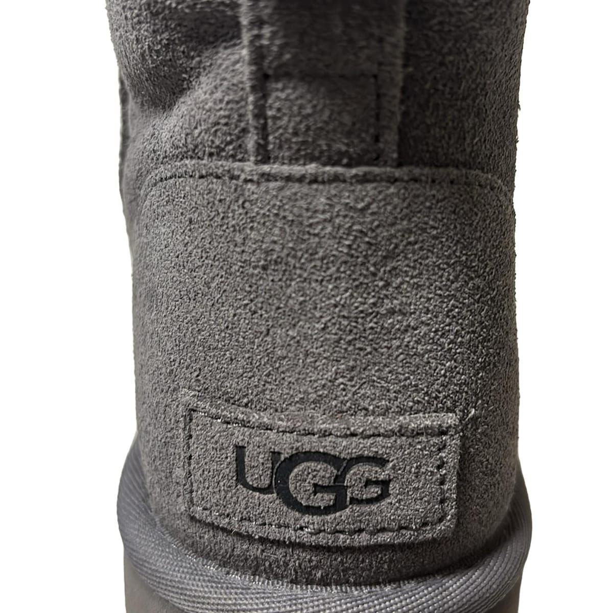 UGG