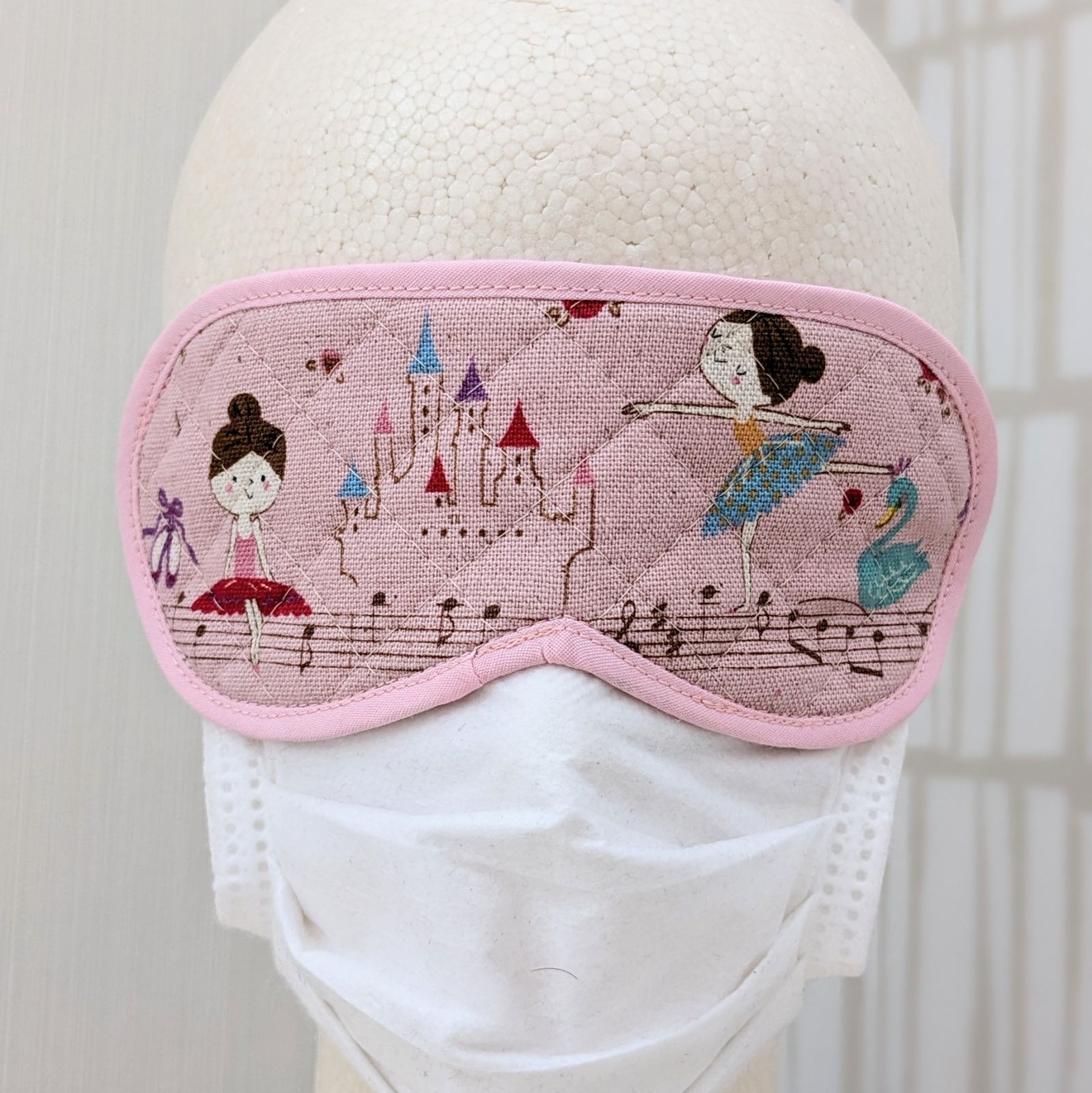 メルカリshops 子ども用アイマスク お名前記入欄付ループ有 女の子 キルティング モンテッソーリ