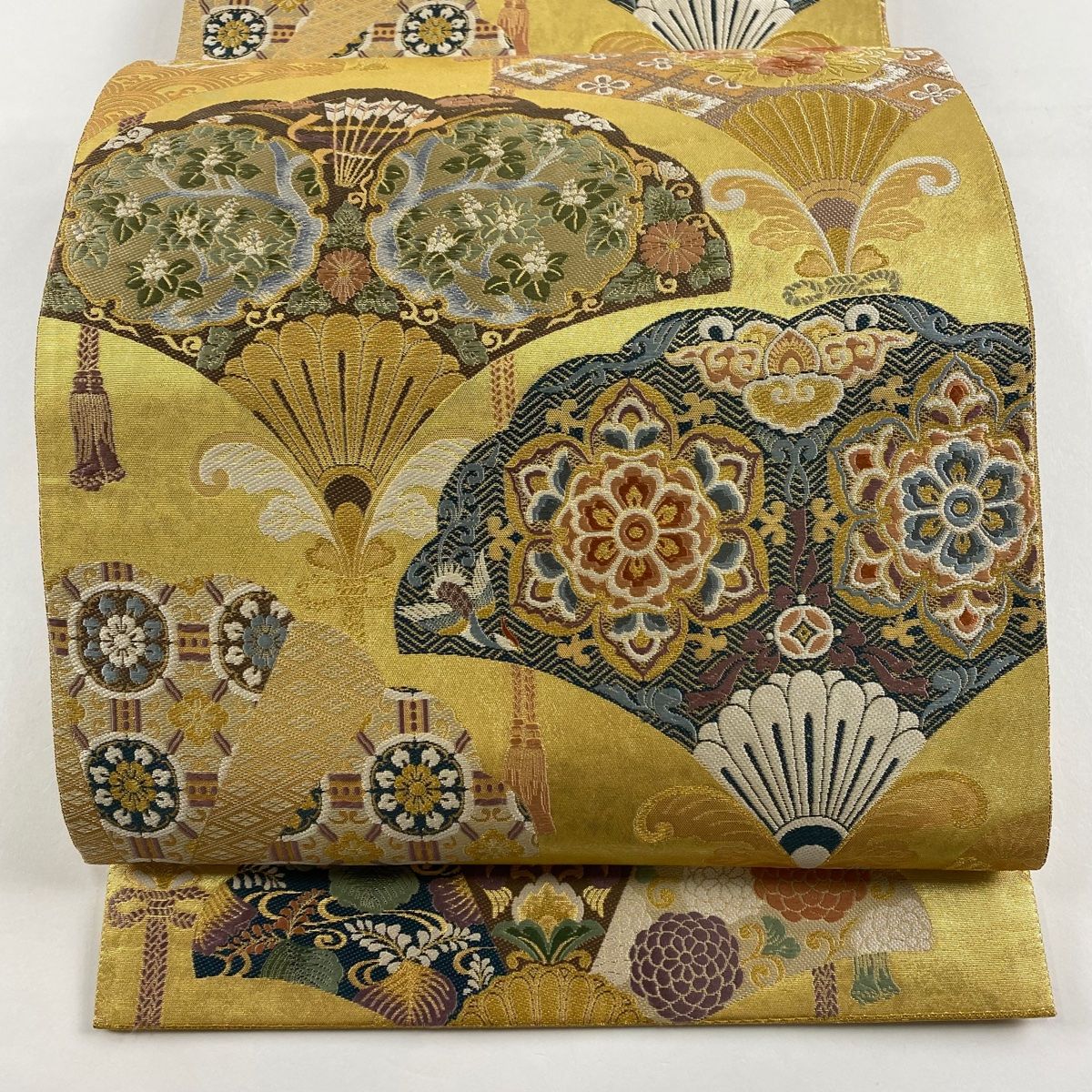 袋帯 秀品 関西仕立て 扇 華文 箔 金糸 金色 六通 正絹