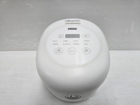 品 ヤマダ YAMADA マイコン方式 炊飯器 3合炊き YRC-M05H1 製 アーバンホワイト ○YR-19365○