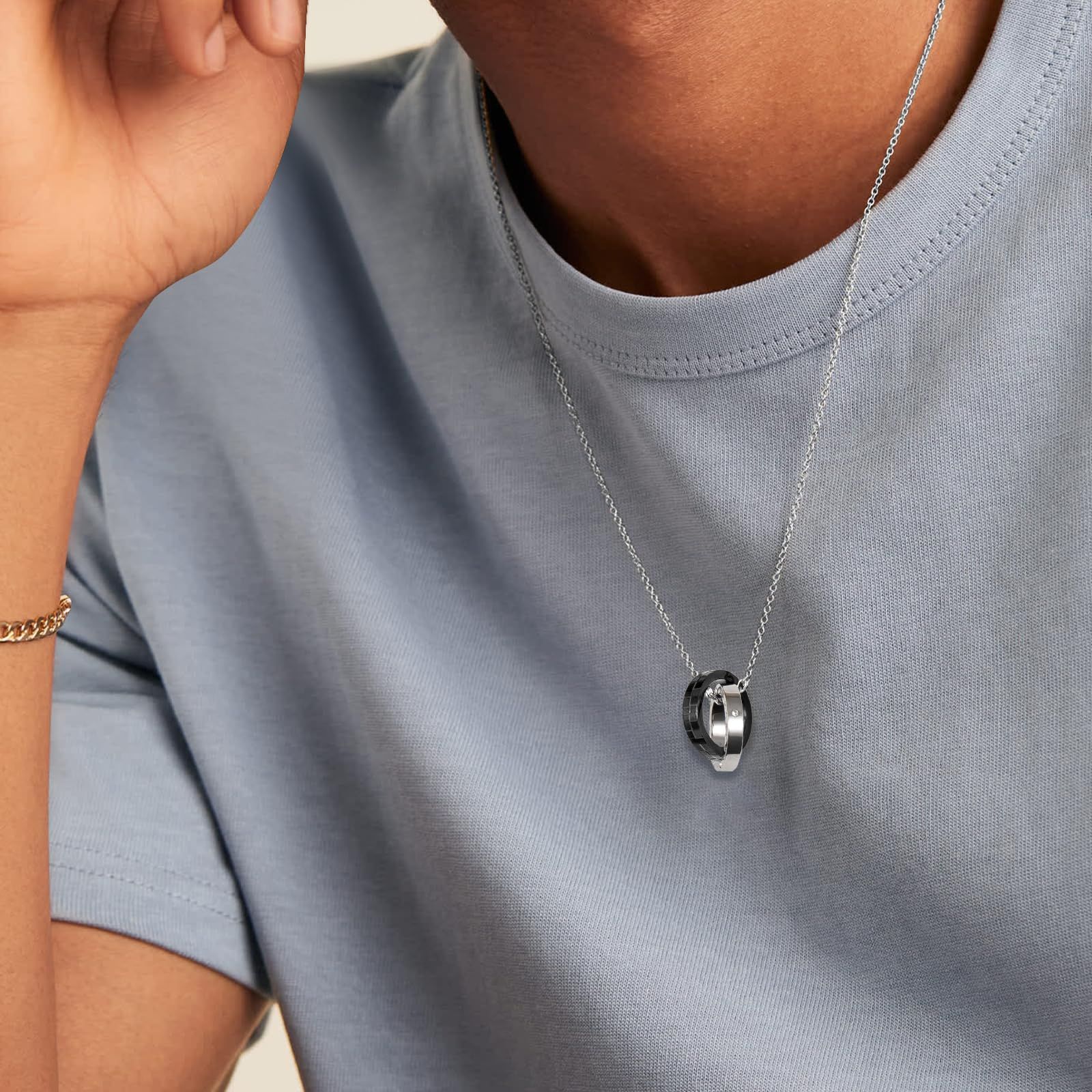 金属アレルギー対応 ブラック シルバー 男女兼用 ペアネックレス ステンレス サージカル 記念日 ダブルリング KRKC-CO リングネックレス メンズ ペンダントトップ チェーンネックレス プレゼント