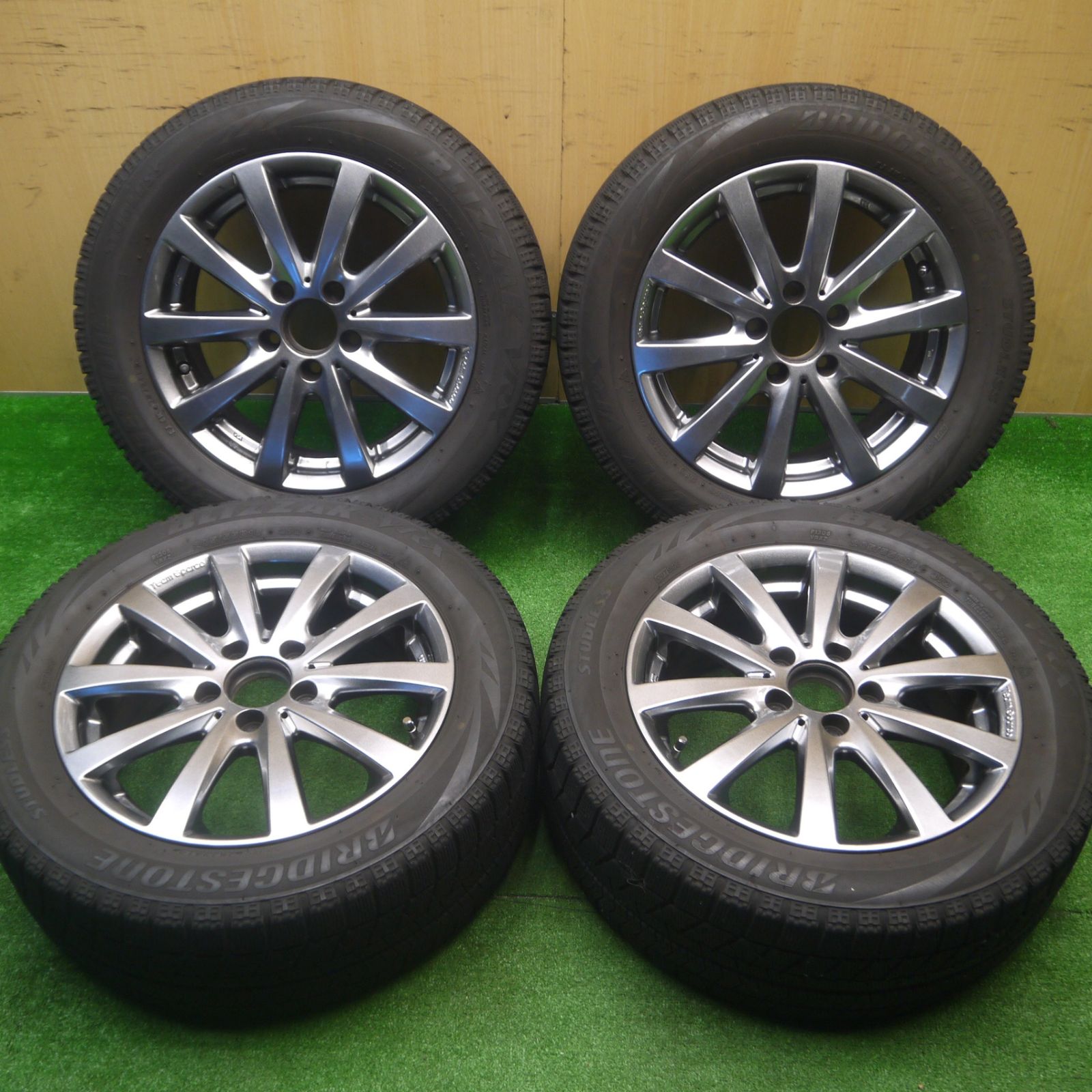 205/55r16 スタッドレス4本 ブリザックVRX 送料無料] キレイ☆ワーゲン 