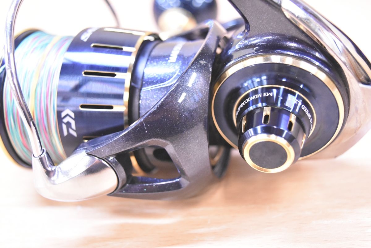 SALTIGA スピニングリール