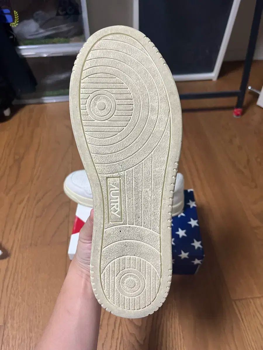 AUTRY オートリー ゴートスキン 42