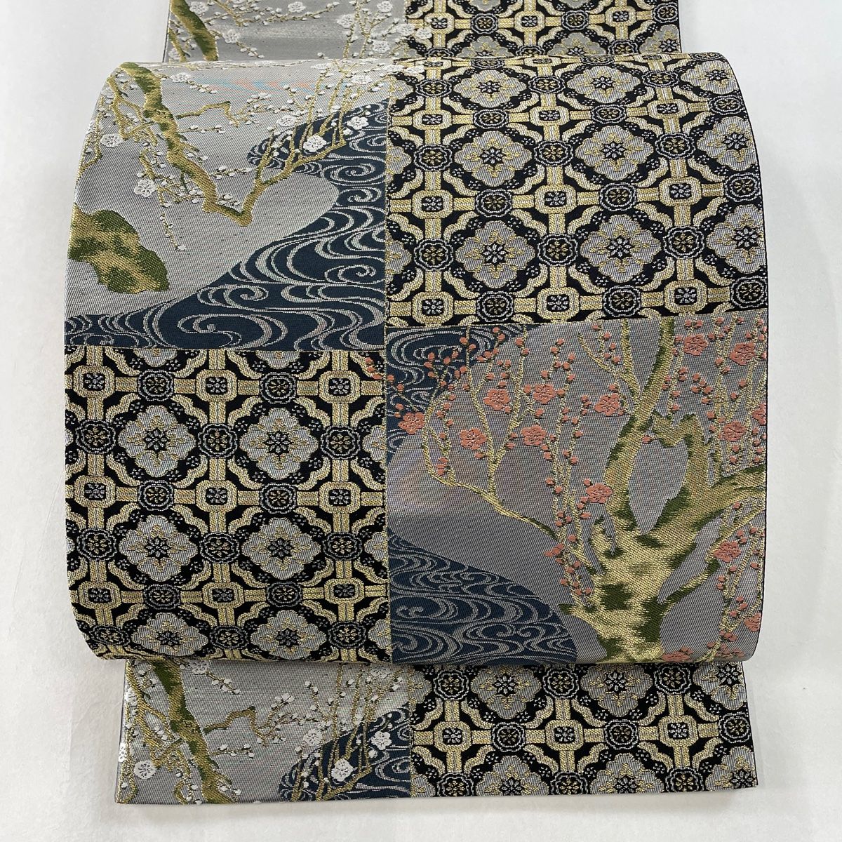 袋帯 秀品 寿福招来 梅 流水 金糸 箔 銀色 六通 正絹