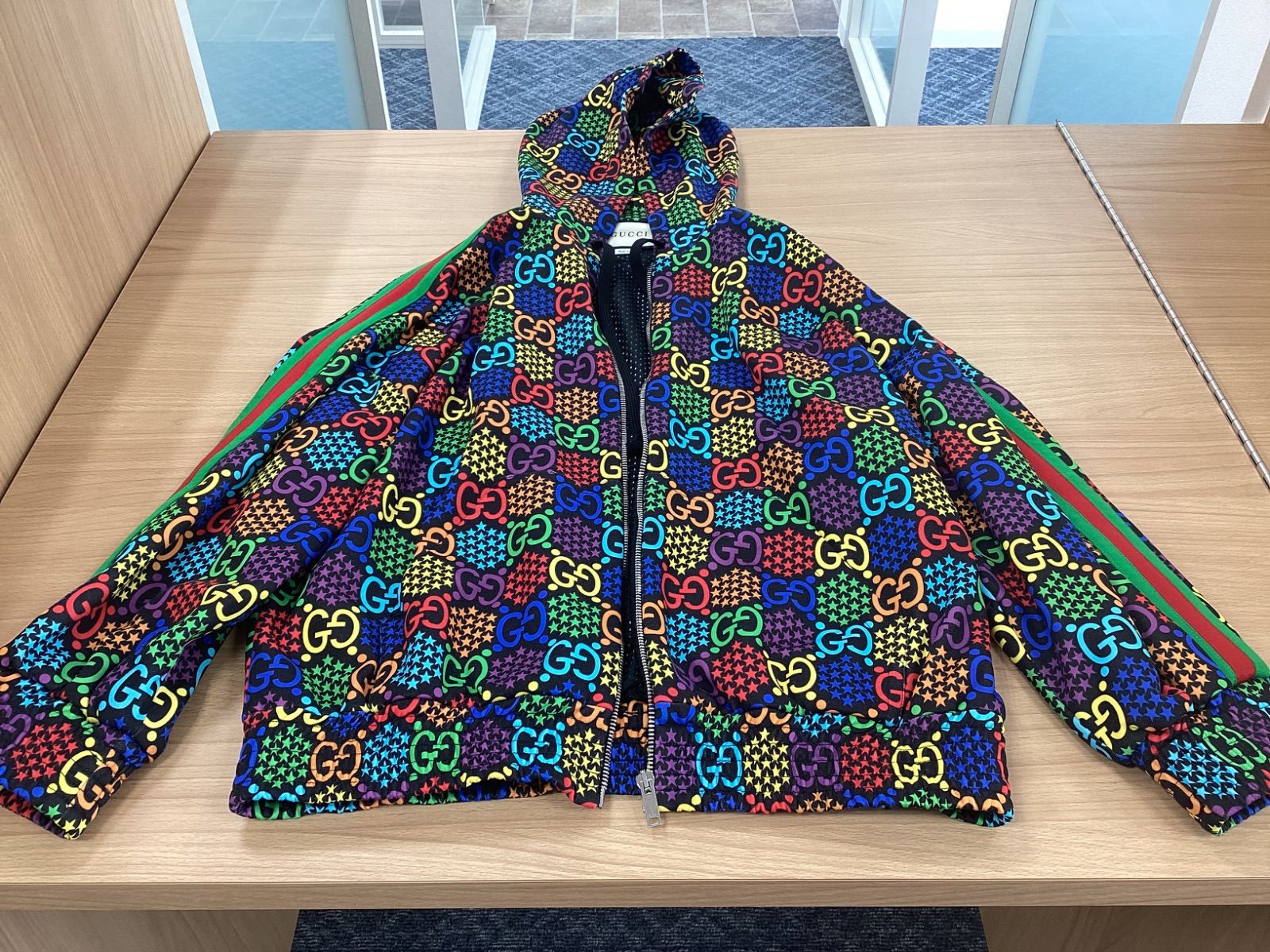 3123【希少モデル・美品】イタリア製 グッチ バックスバニーロゴ スウェット 2025年最新】バックスバニー スウェットの人気アイテム - メルカリ