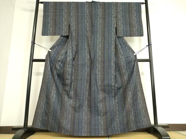 平和屋着物▽本場大島紬　薩摩結城　単衣　幾何学間道　正絹　逸品　DAAT9373az 平和屋着物▽本場大島紬 薩摩結城 単衣 幾何学間道 正絹 逸品