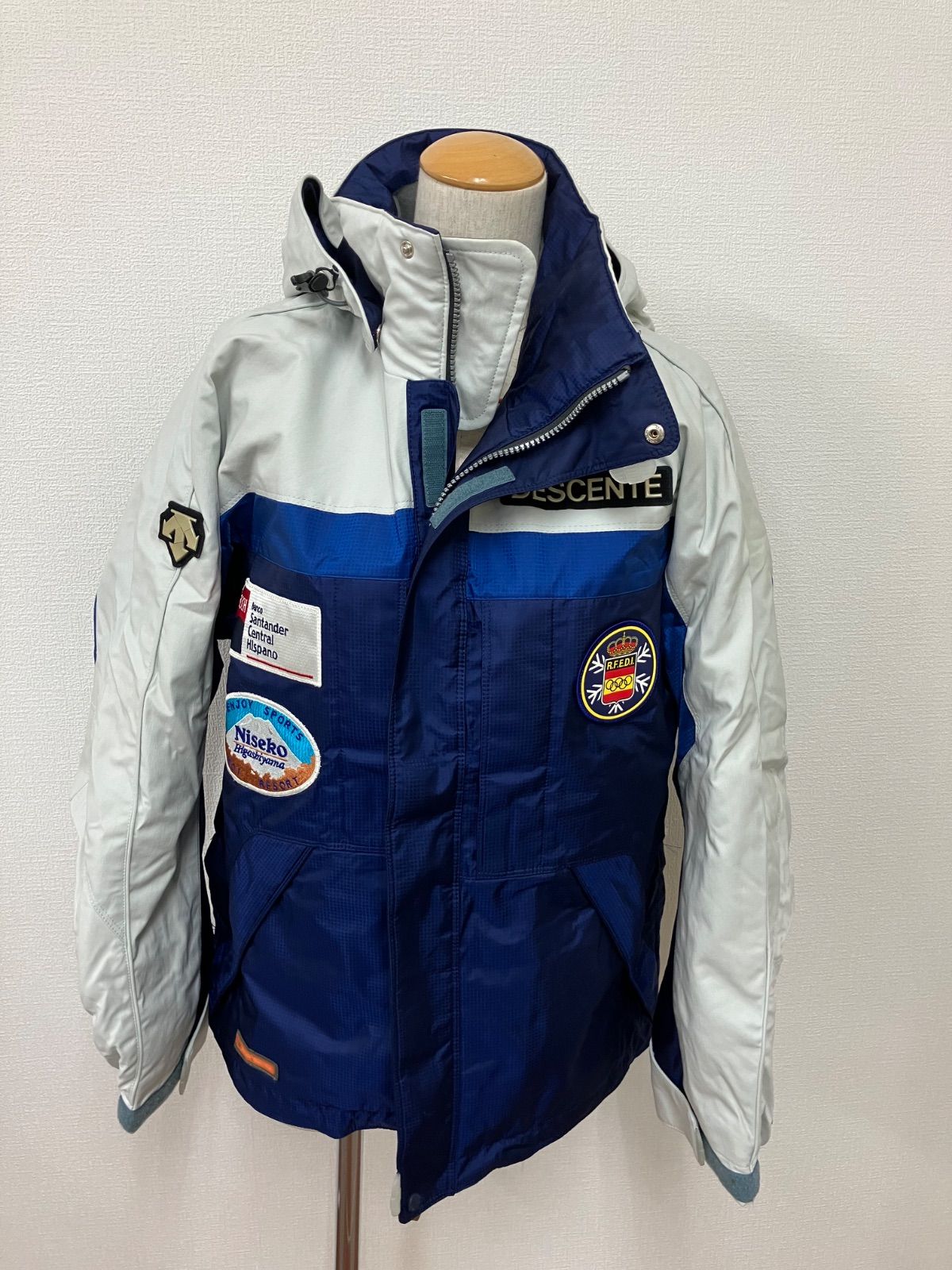 P/DESCENTE デサント スキーウェア 上下セット Mサイズ 安い P/DESCENTE デサント スキーウェア 上下セット Mサイズ 安い