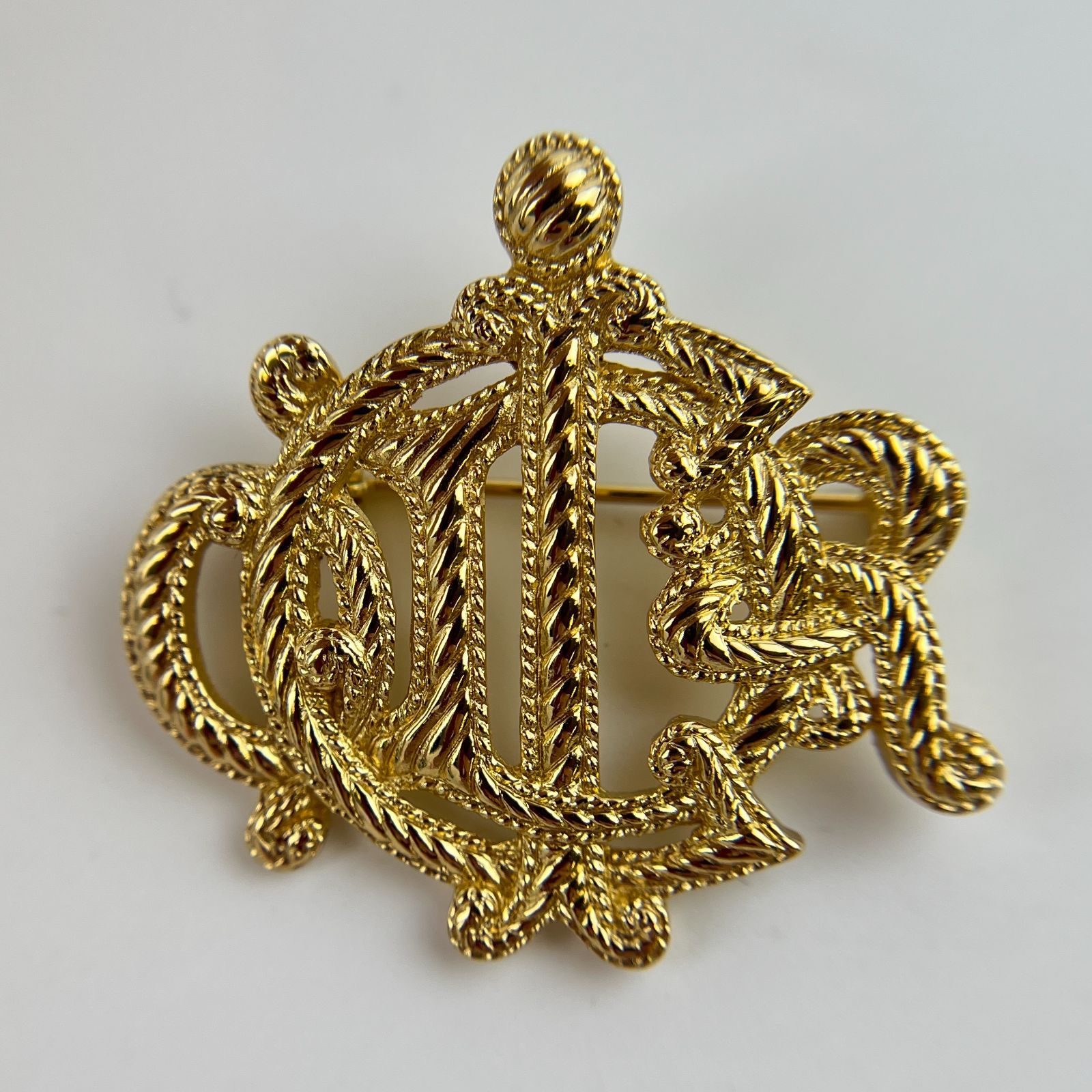 新品 クリスチャン ディオール リボンブローチ クリスチャンディオール