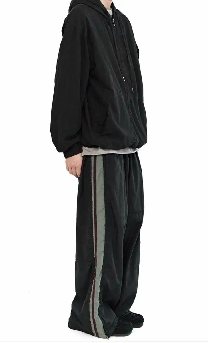 3 ポリテルー オールドスクール トラックパンツ ブラック|セージ